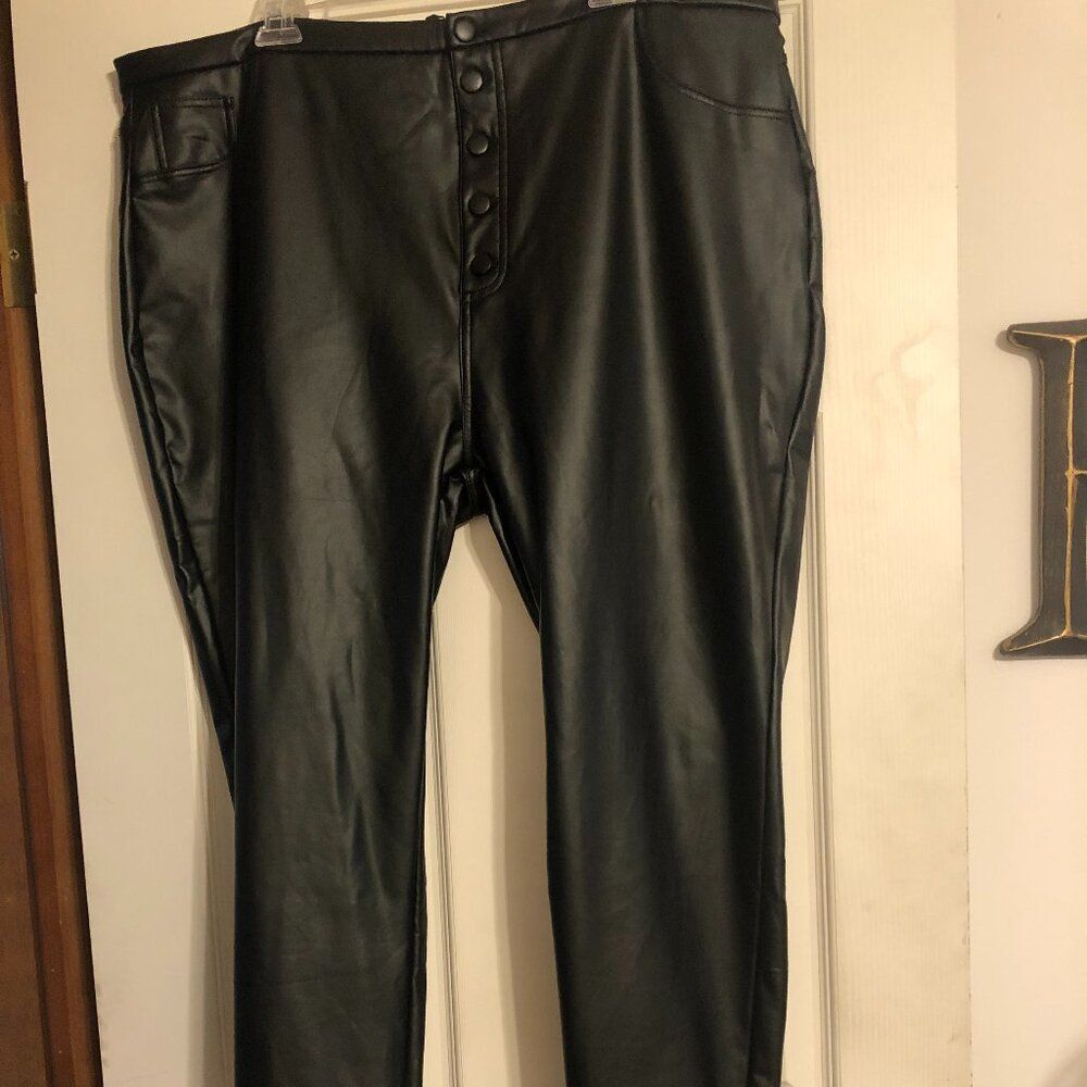 NWT - Fashion Nova black faux leather full length pants - Size 3X